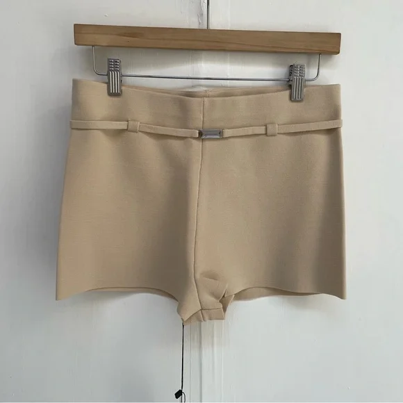 Eaves Danni Belted Shorts NWT
